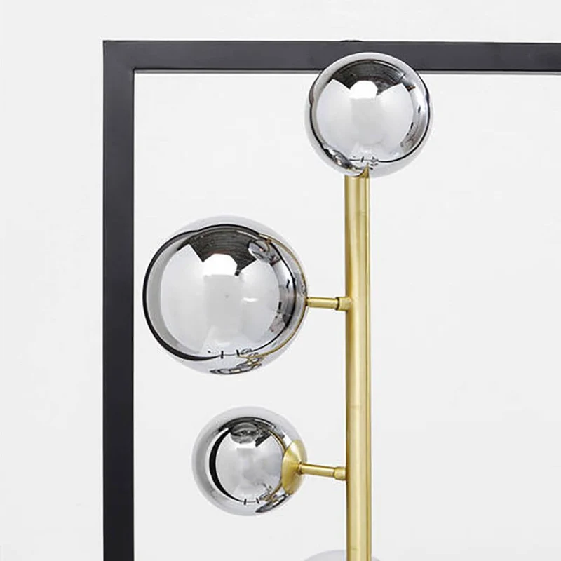 Stehleuchte Balloon Cube Silber