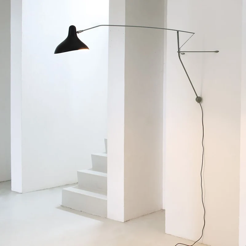 DCWéditions Mantis BS2 Wandleuchte mit Ausleger