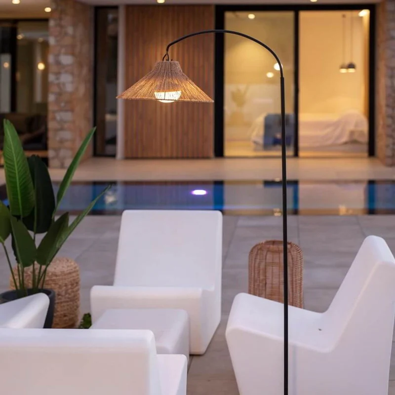 Niza LED Akku Outdoor-Stehleuchte IP54