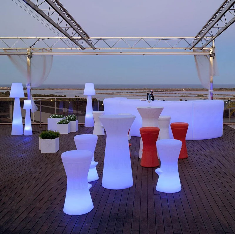 LED beleuchteter Barhocker Corfu mit Akku und Fernbedienung