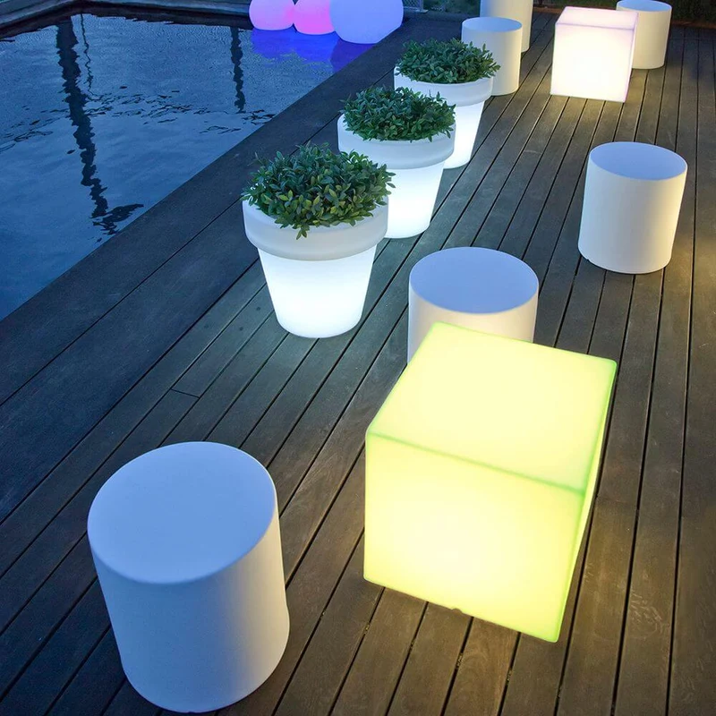 Cuby LED-Dekoleuchte mit Akku und Solar