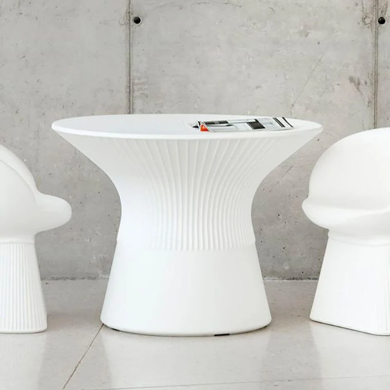 Capri Tisch mit LED Solar-Beleuchtung und Fernbedienung