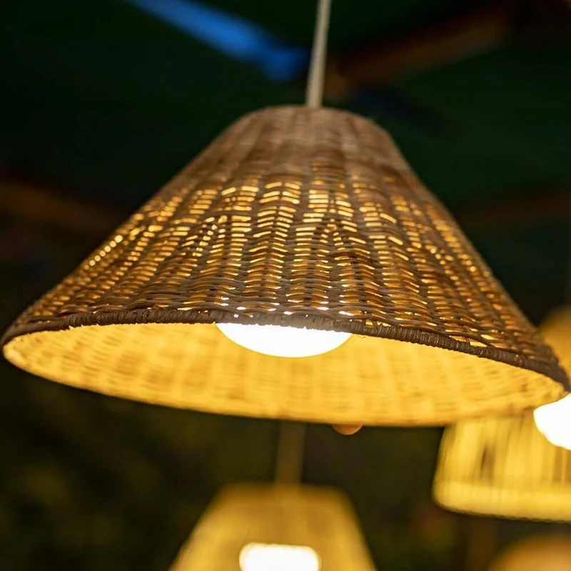 Calobra Natur LED-Hängeleuchte mit Fernbedienung