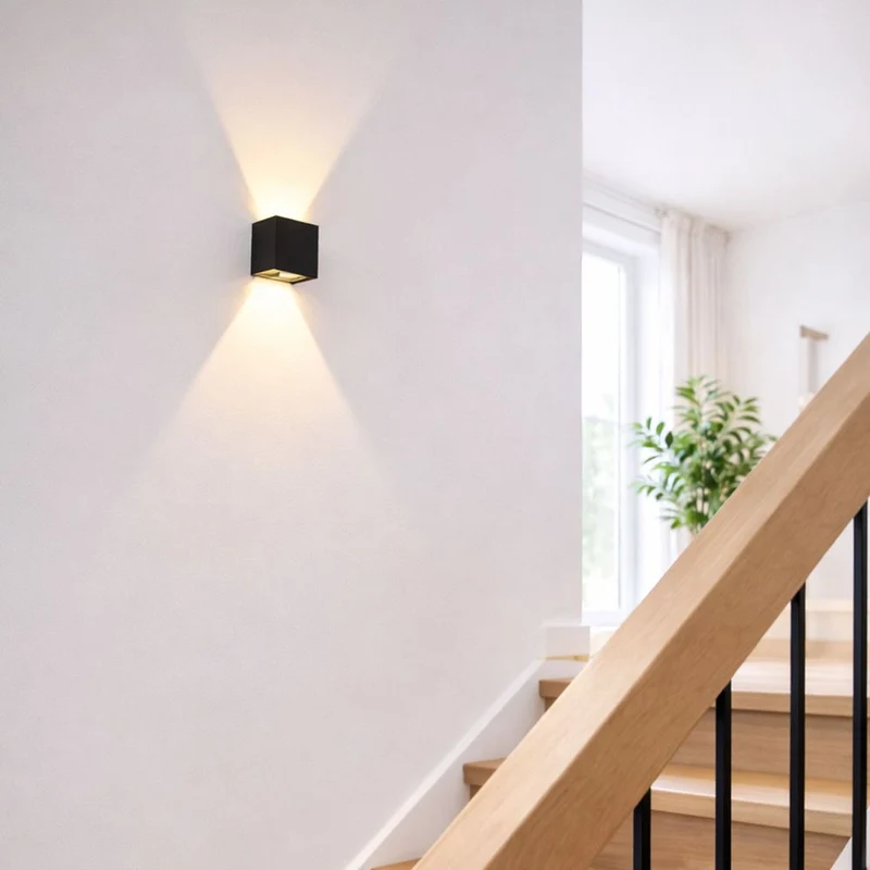 s.luce Ixa LED Wandlampe mit Bewegungsmelder